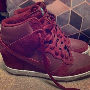 Nike burgundy hidden heel sneakers